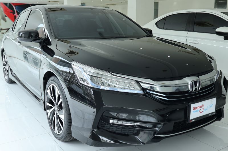 HONDA ACCORD  2.0 HYBRID TECH