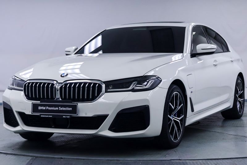 2021 BMW 5 Series