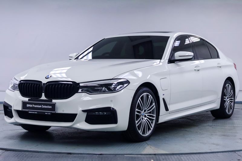 2021 BMW 5 Series