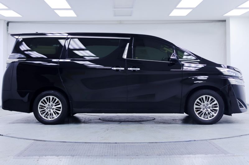 Toyota Vellfire Hybrid 2.5 VL Edition