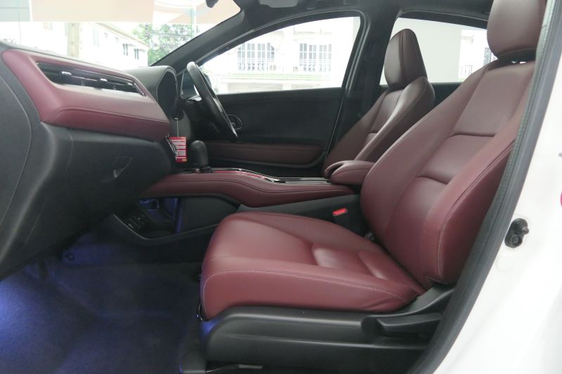 HONDA HR-V 1.8 RS Sunroof